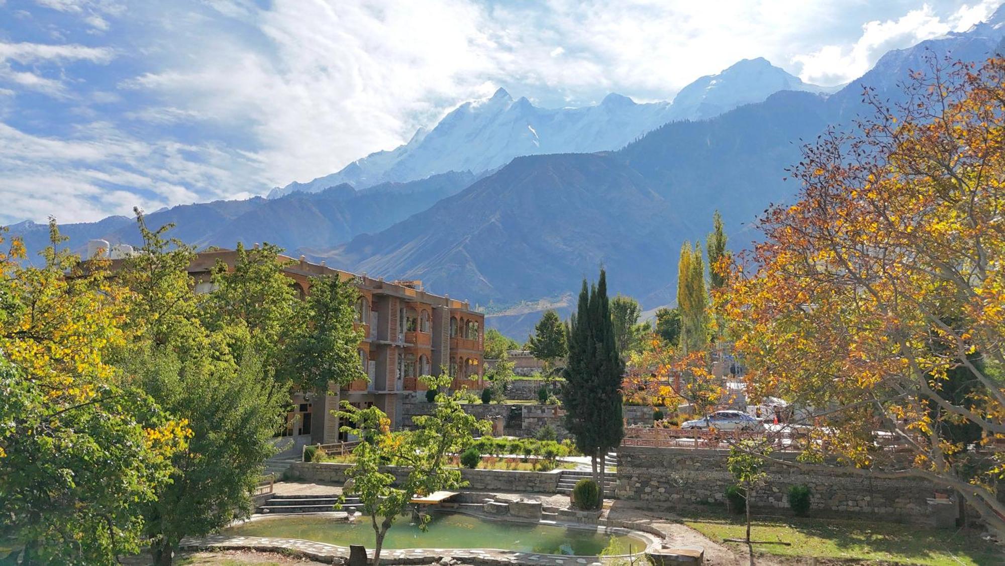 Dumani Nagar Hotel & Resort Karimabad  Eksteriør bilde